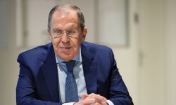 سيرغي لافروف علاقتنا ببغداد متينة ويجب  إعفاءها من العقوبات